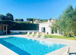 Magnifique villa avec piscine privée- parking- 5 mn de la plage